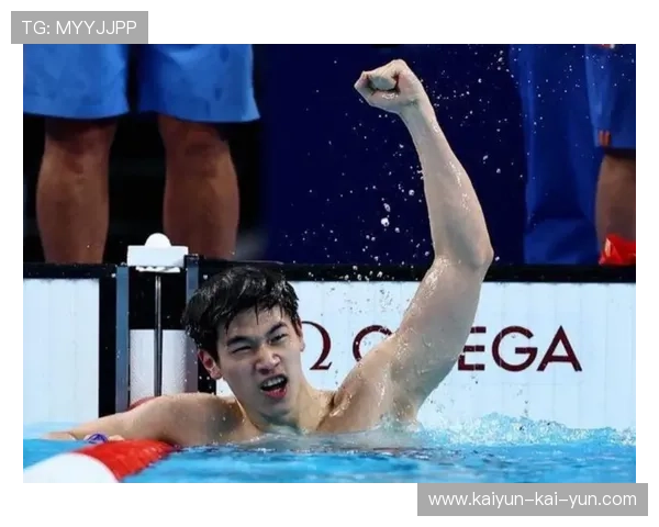 潘展乐从50米游到400米,腹肌回归显备战效果