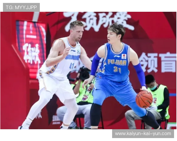 福建末节仅得13分崩盘，外教凯撒战术调整受质疑